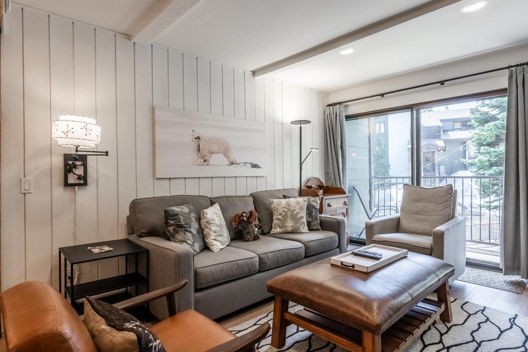 Fully Renovated! St Anton #17 Ski In Ski Out 1 Bedroom 1 Bathroom Condo! Sleeps Up To 4! Mammoth Lakes Exterior photo